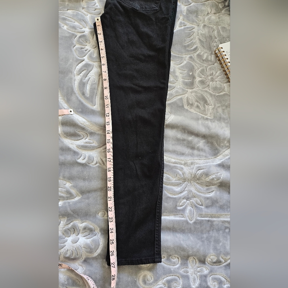 Madewell Black High-Rise Skinny Jeans - Picture 7 of 7